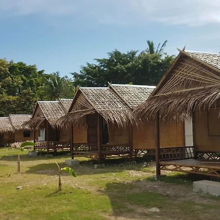 Готель Lanta Local Hut Ко-Ланта Екстер'єр фото